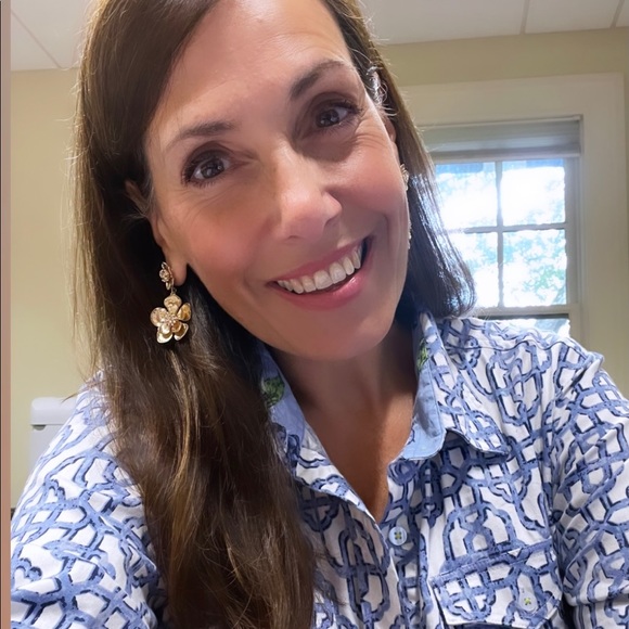 Meet your Posher, Lauren - Picture 5 of 7